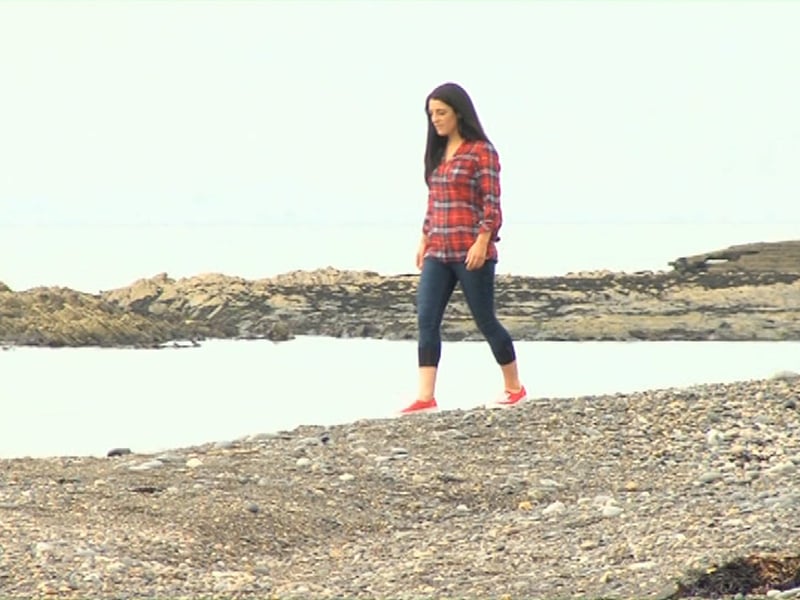 Thumbnail of Ar y traeth